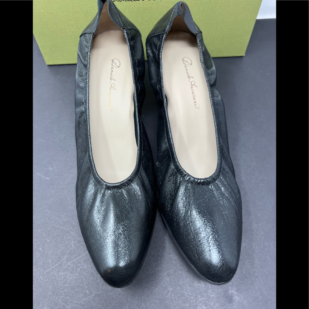 DANIELE ANCARANI PUMPS